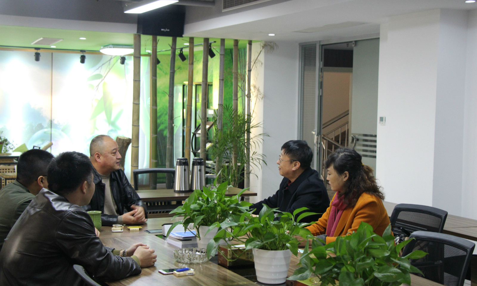 1536215711811794.jpg 4.jpg